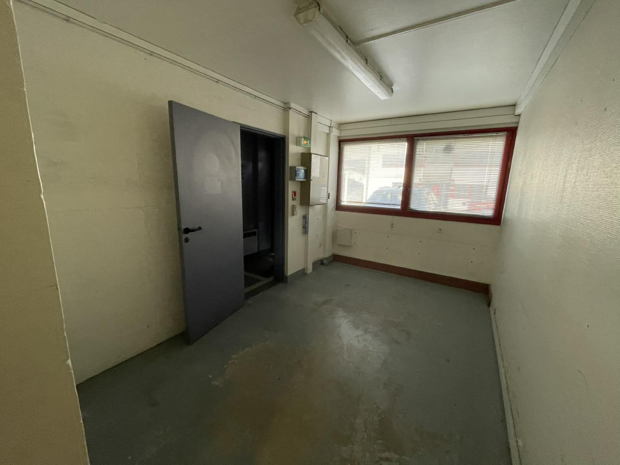 Local d'activité Roissy-en-Brie 270m² Vente local d'activité Roissy-en-Brie Seine-et-Marne OVACT2530908 4